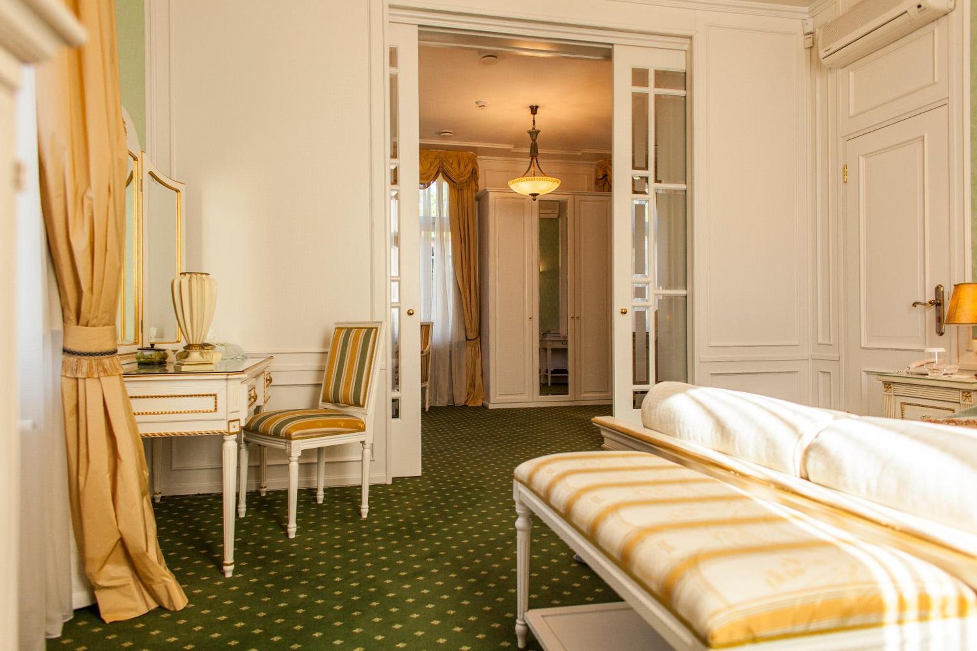 Tb Palace Hotel & Spa ยูร์มาลา ห้อง รูปภาพ