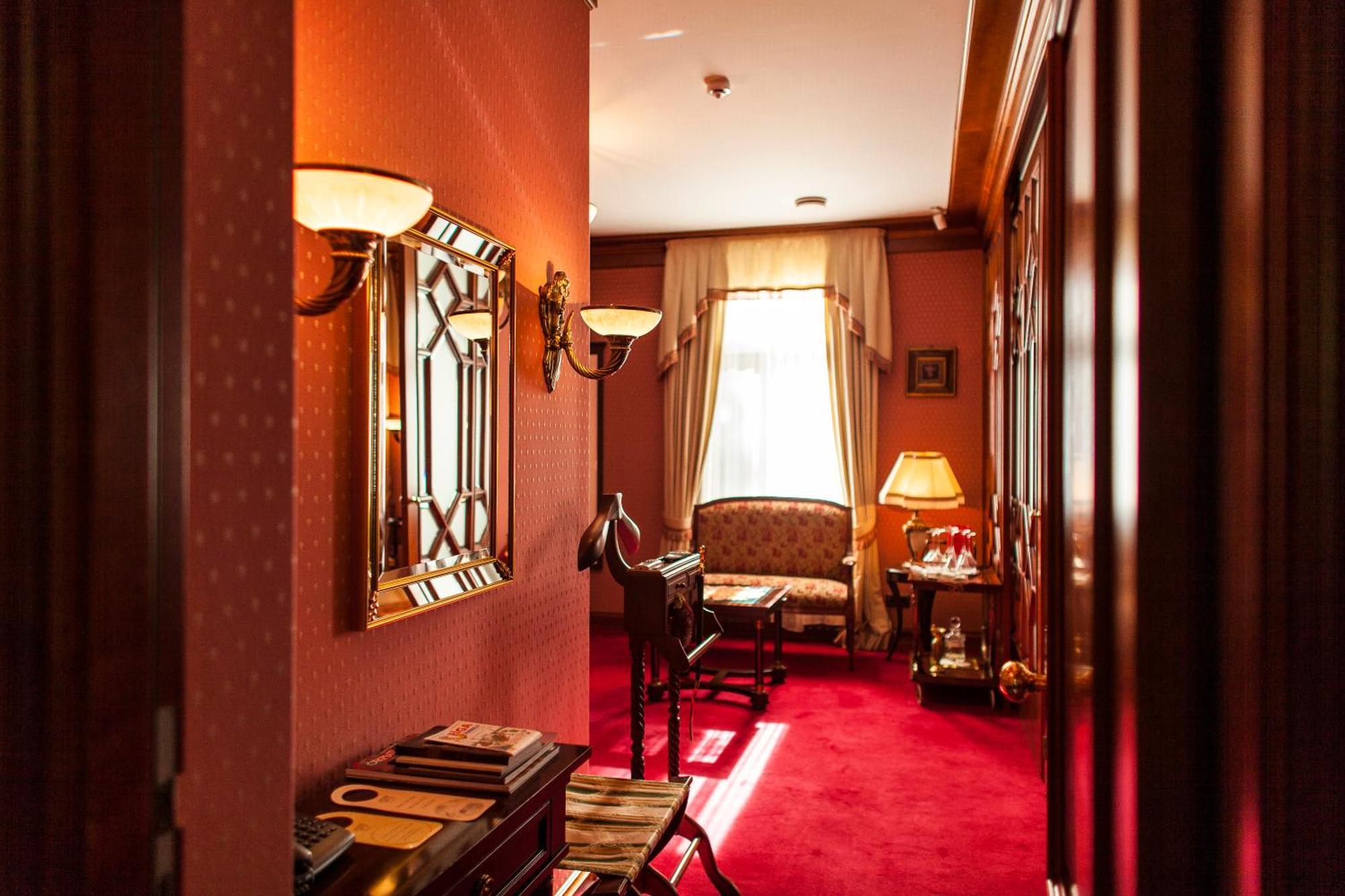 Tb Palace Hotel & Spa ยูร์มาลา ห้อง รูปภาพ