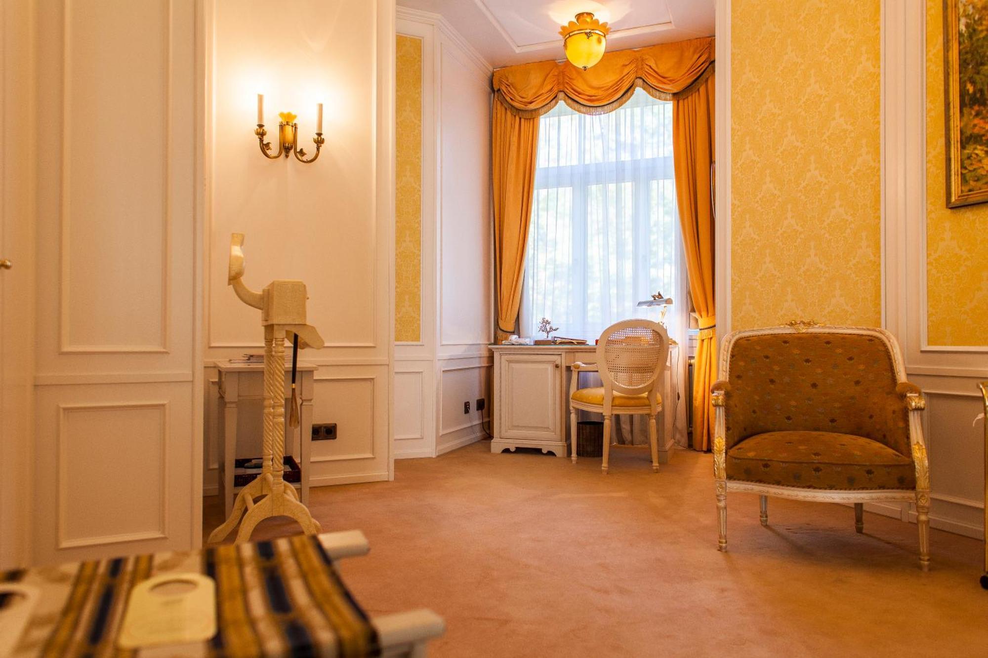 Tb Palace Hotel & Spa ยูร์มาลา ห้อง รูปภาพ