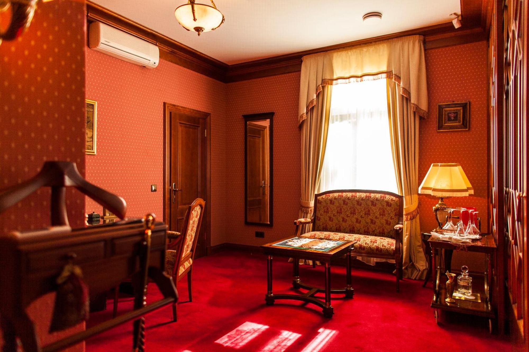 Tb Palace Hotel & Spa ยูร์มาลา ห้อง รูปภาพ