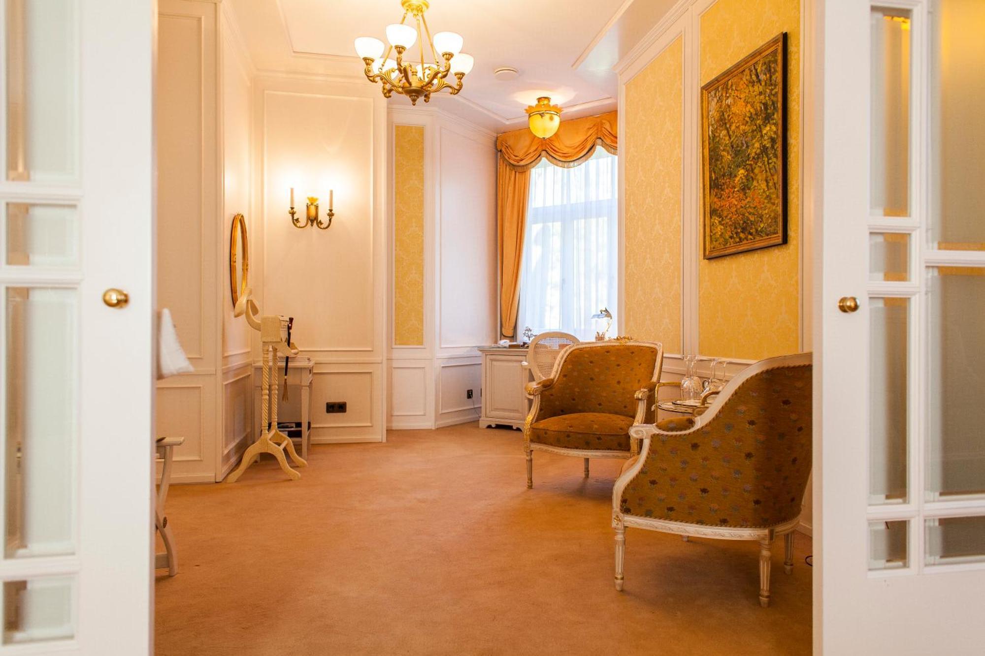 Tb Palace Hotel & Spa ยูร์มาลา ห้อง รูปภาพ